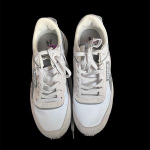 Reebok Galaxy 10 Women’s size 8.5